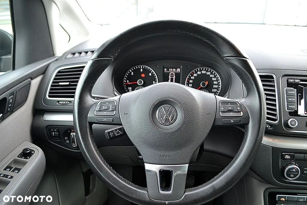 Volkswagen Sharan - 15