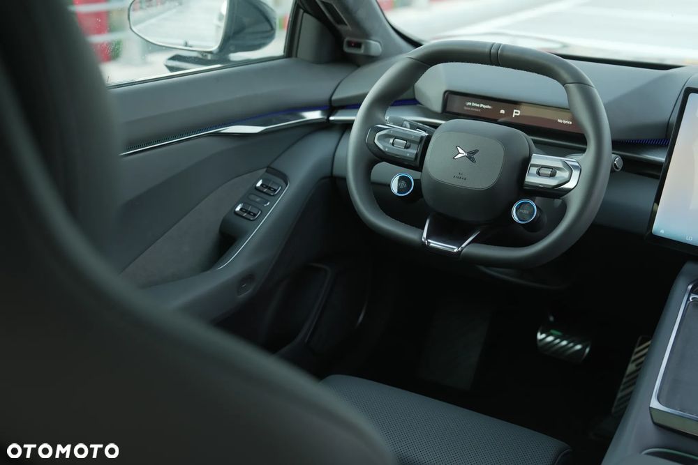 XPeng P7 AWD Performance - 11