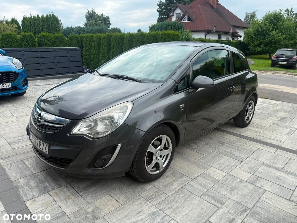 Opel Corsa 1.2 16V Cosmo - 11
