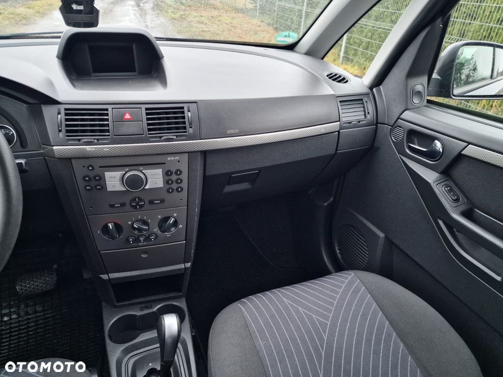 Opel Meriva 1.6 Cosmo MTA - 15