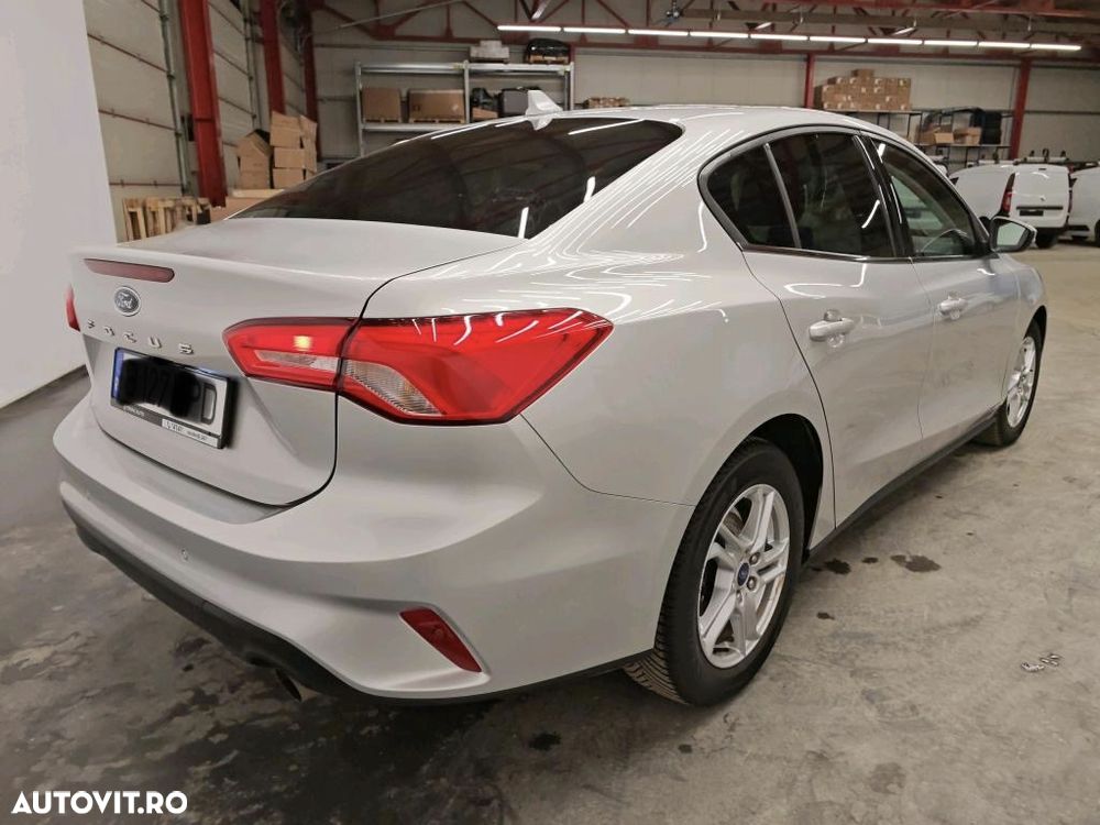 Ford Focus 1.0 EcoBoost Hybrid Aut. COOL&CONNECT - 2