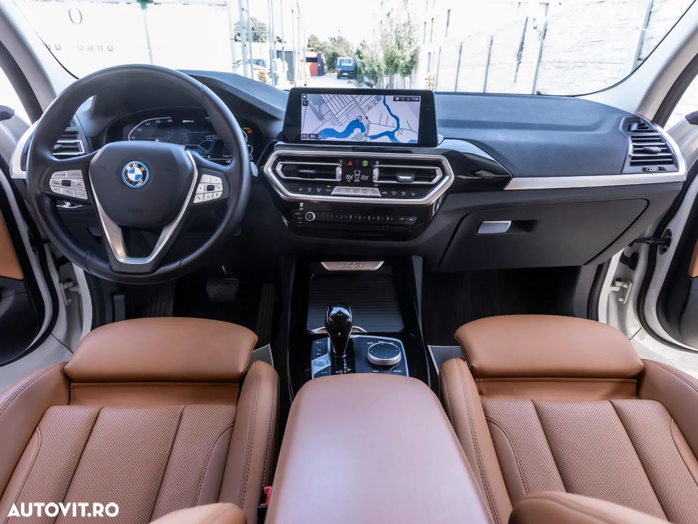 BMW X3 xDrive30e AT PHEV - 18