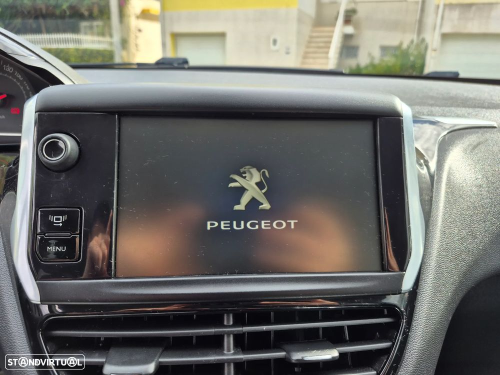 Peugeot 208 1.4 HDi Access - 14