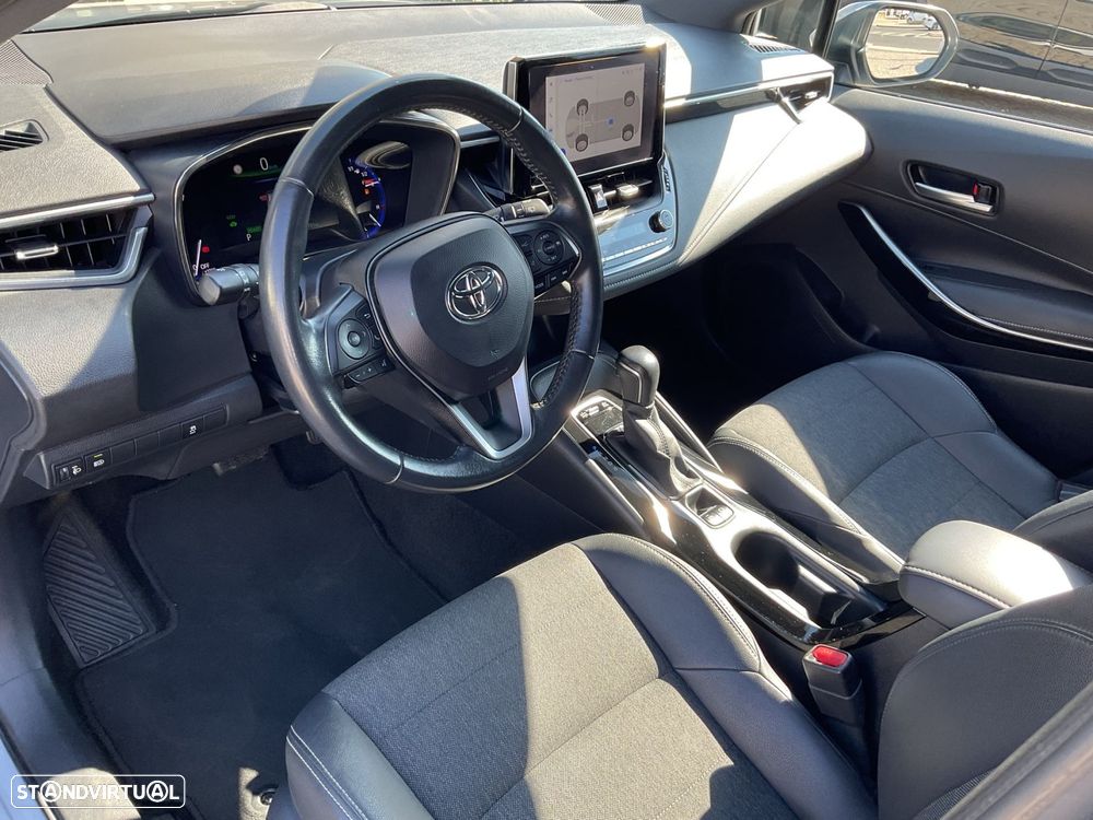 Toyota Corolla 1.8 Hybrid Comfort - 25