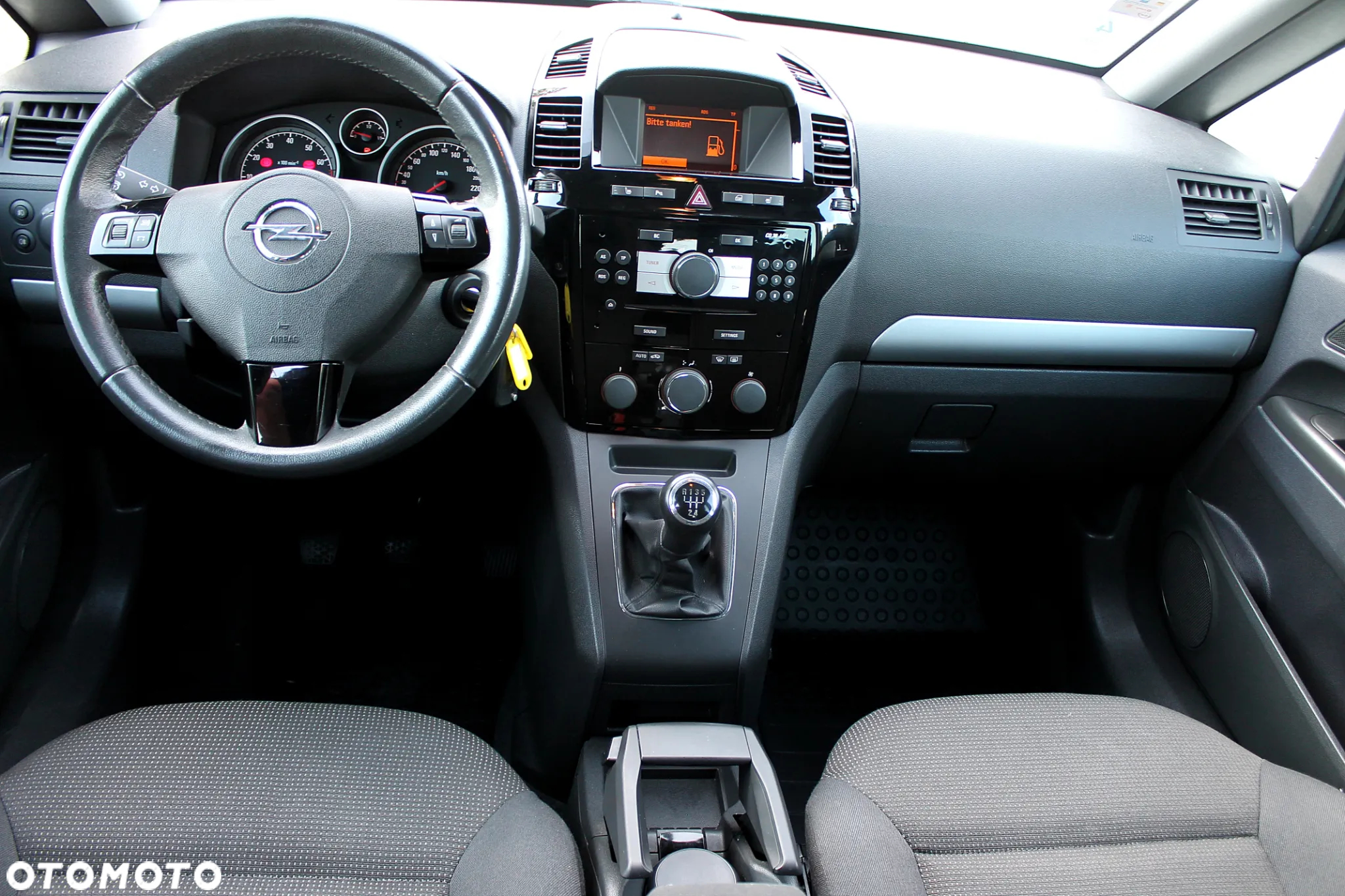 Opel Zafira 1.8 Cosmo EU5 - 6