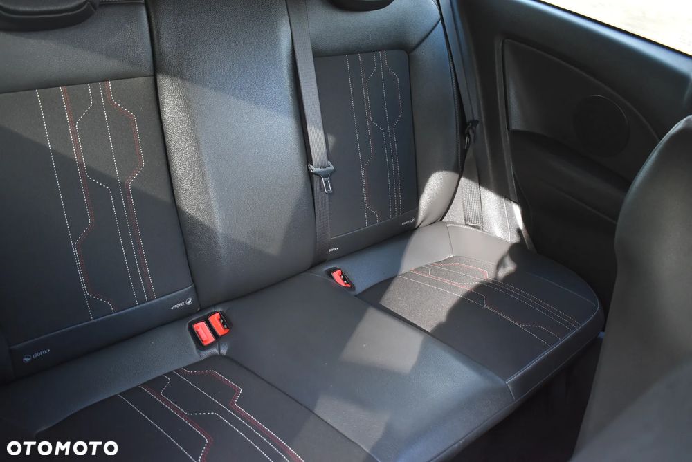 Opel Corsa 1.4 16V Edition - 31