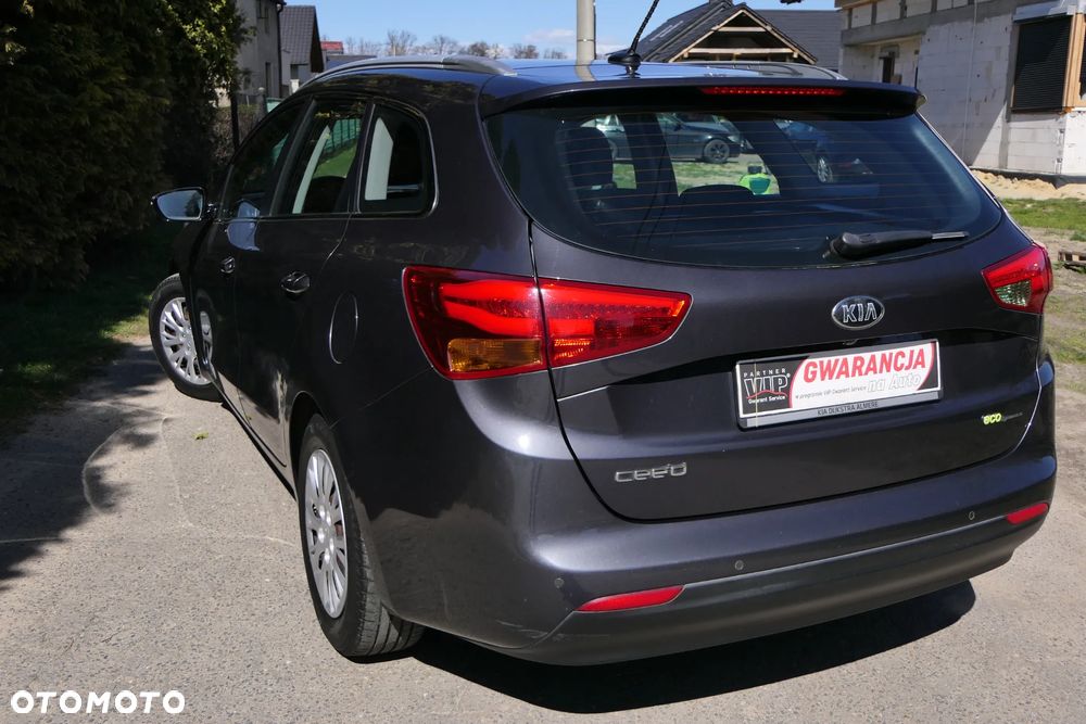 Kia Ceed 1.6 GDI L - 10