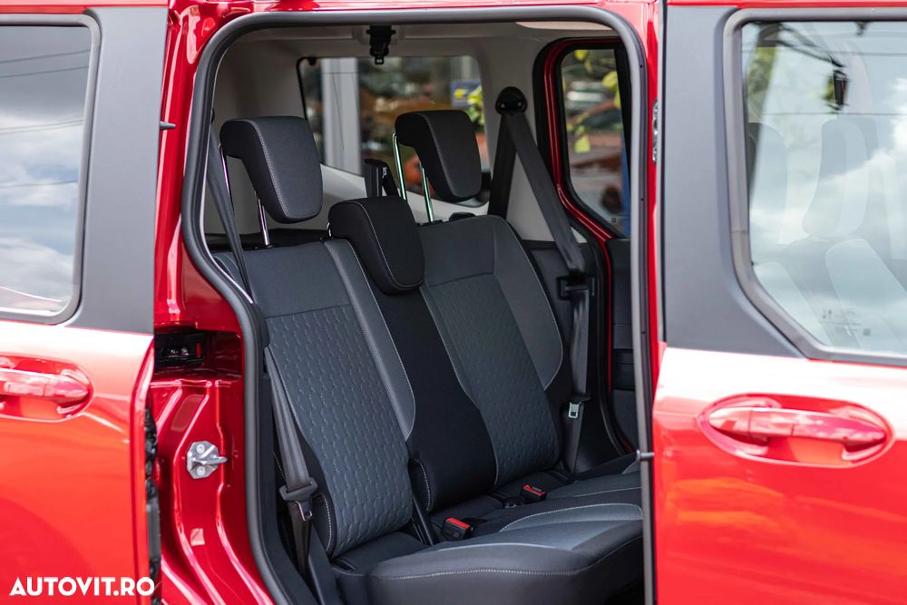 Ford Tourneo Courier 1.0 EcoBoost Titanium - 23