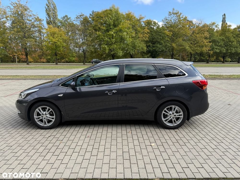 Kia Ceed Cee'd 1.6 CRDi Business Line - 6