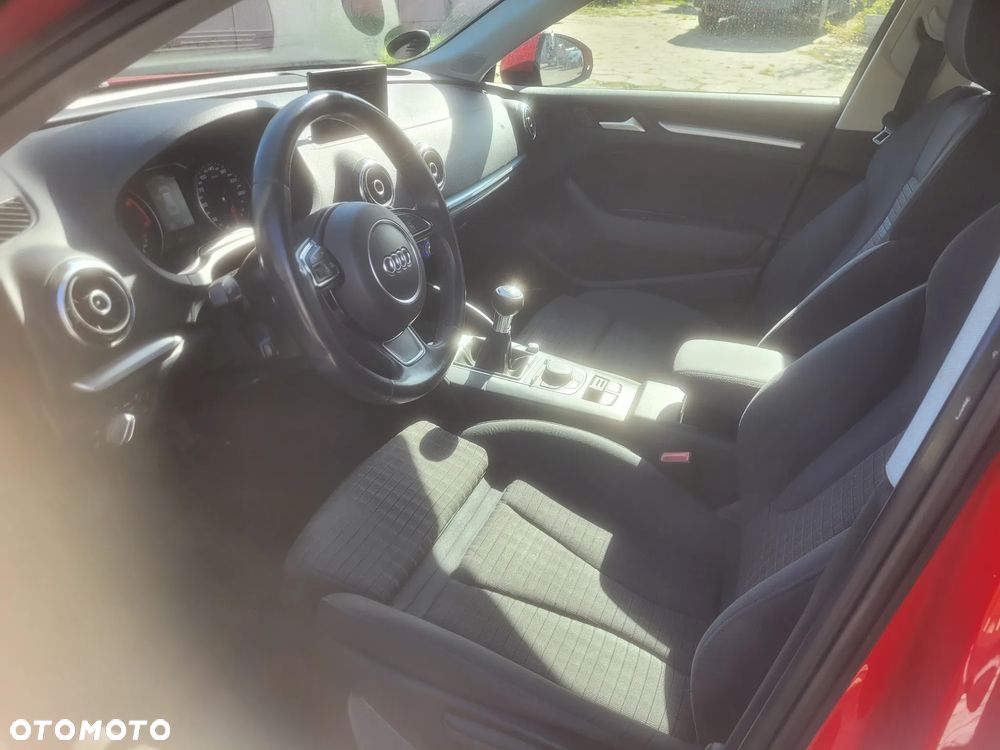 Audi A3 Sportback - 12