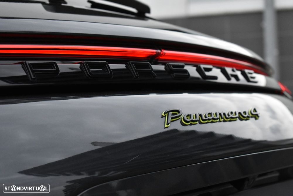 Porsche Panamera Sport Turismo - 10