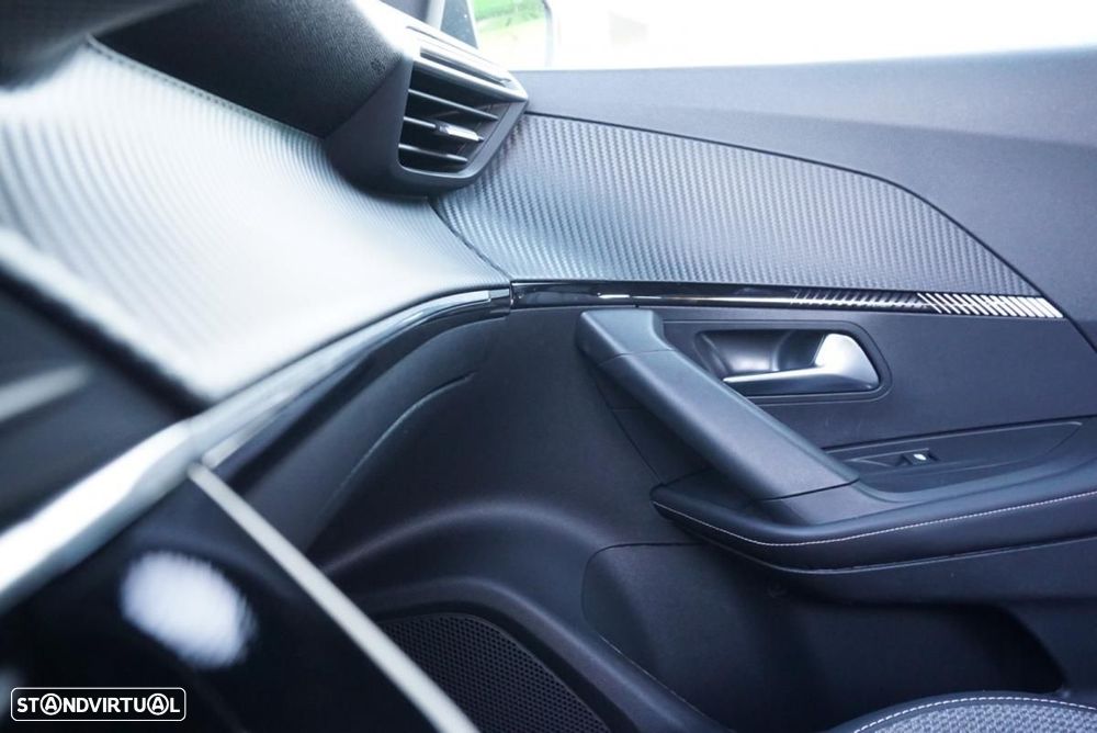 Peugeot e-2008 54 kWh Allure - 41