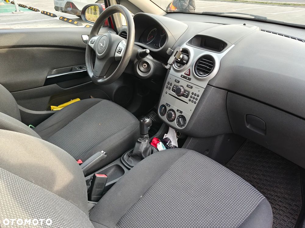 Opel Corsa 2013 photo 5