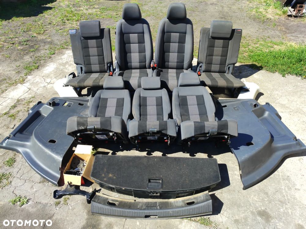 fotel przód x2 + fotel drugi rząd x3 + fotel trzeci rząd x2 plus mocowania boczki kpl. 7 osób do Vw Touran I 03-10r , komplet z foto - 2