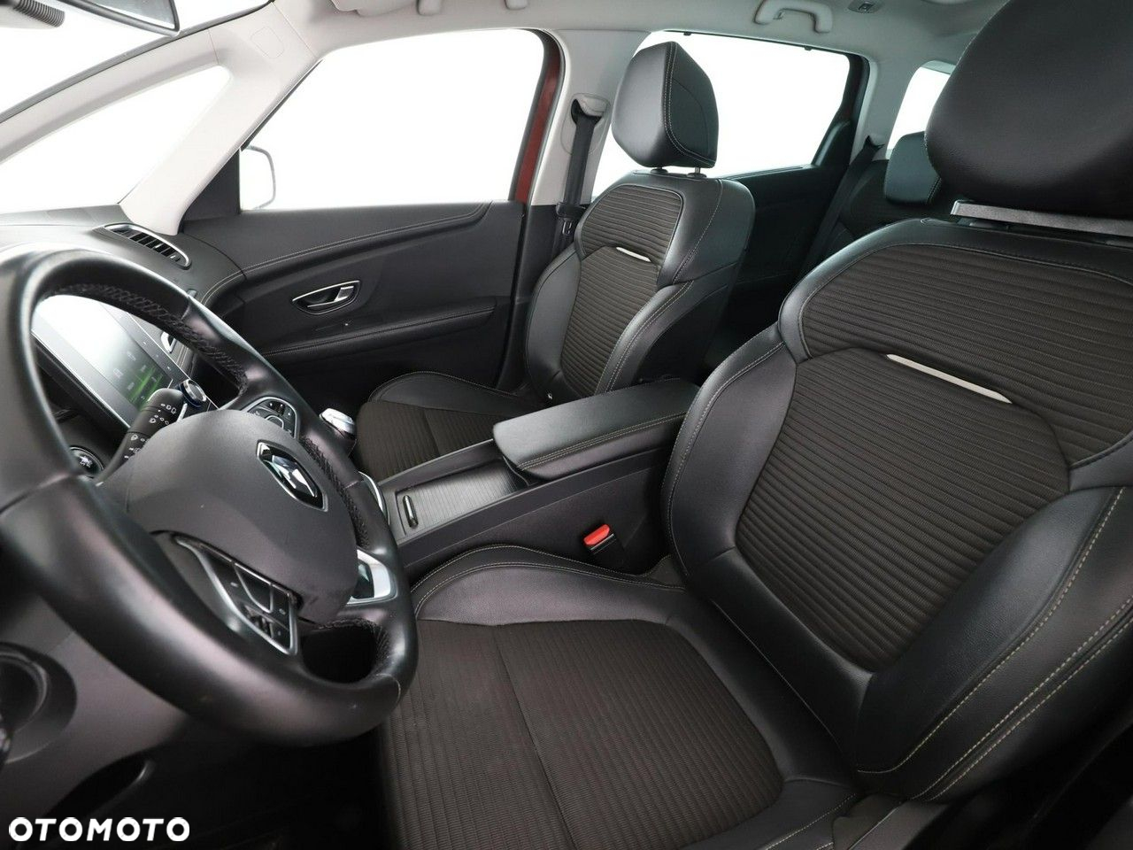 Renault Grand Scenic ENERGY dCi 130 INTENS - 13