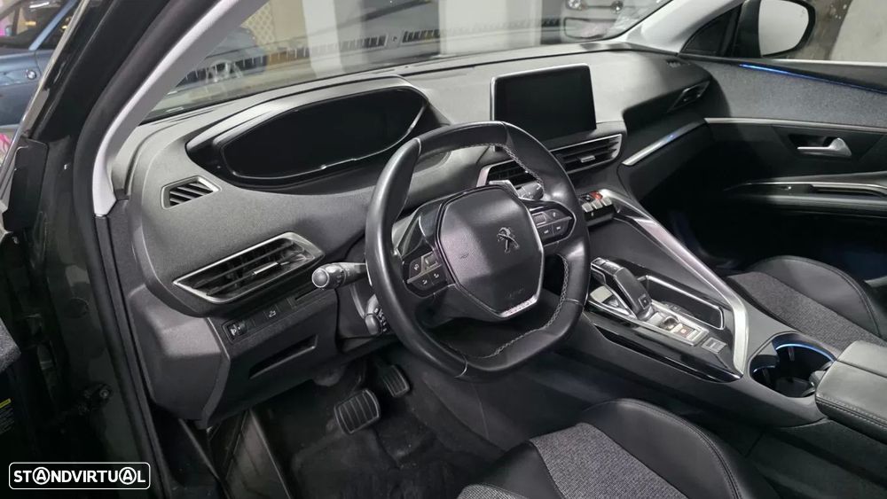 Peugeot 3008 1.2 PureTech Allure EAT6 - 5