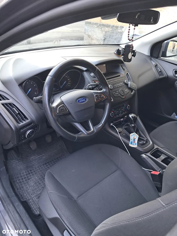 Ford Focus - 10