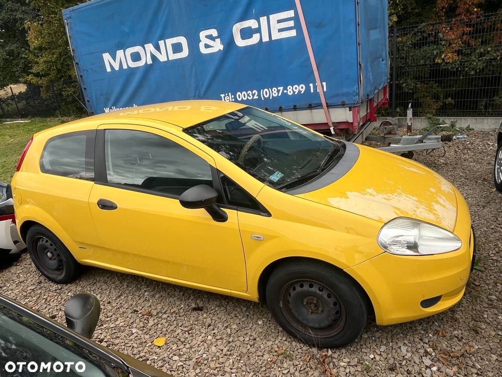 Fiat Grande Punto - 4