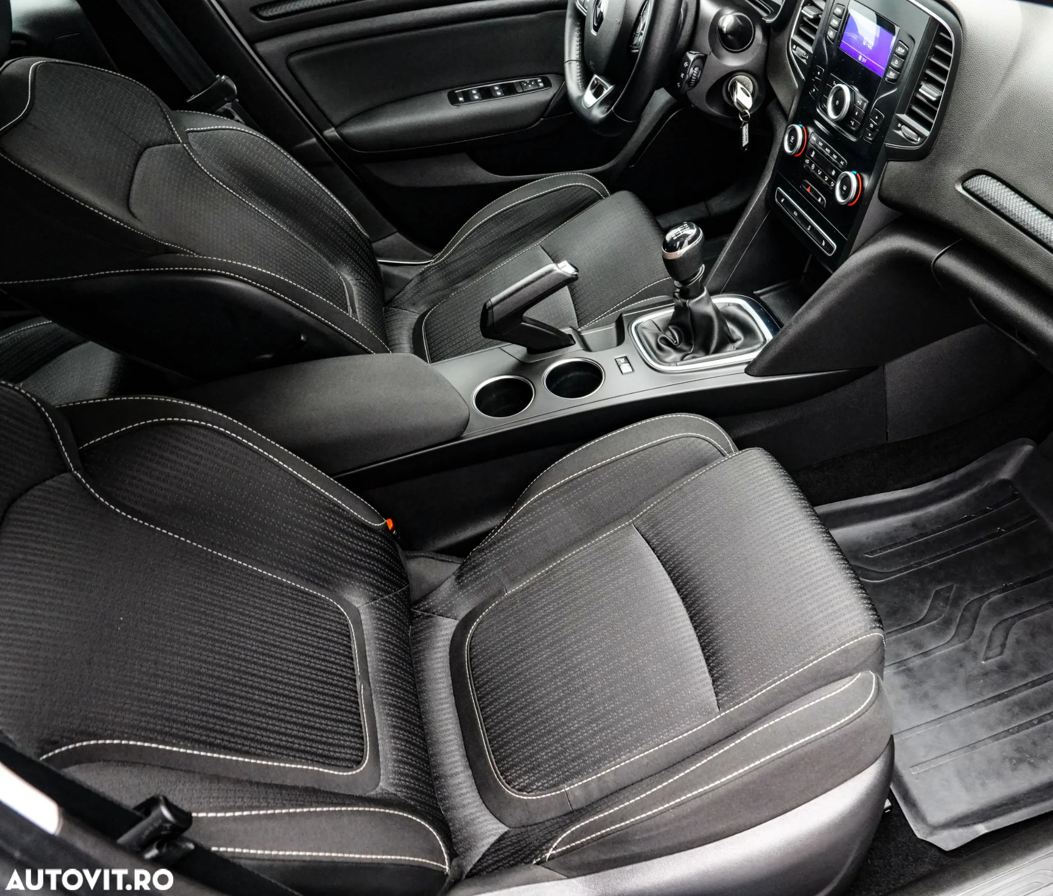 Renault Megane Blue dCi 116 Zen - 13