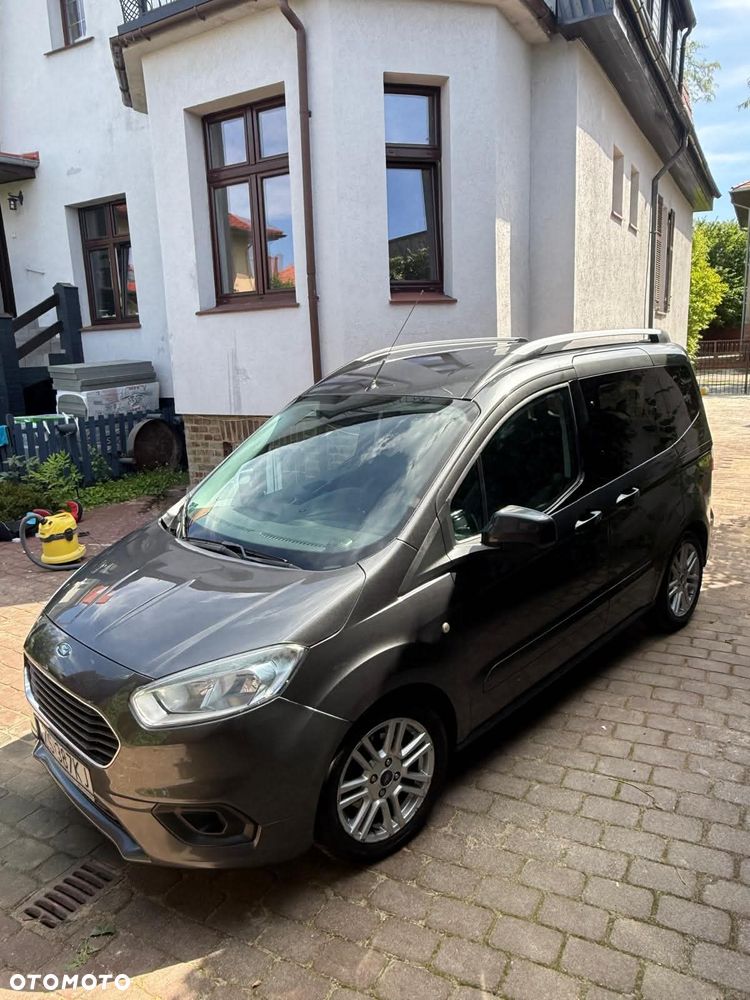 Ford Tourneo Courier 1.0 EcoBoost Titanium - 6