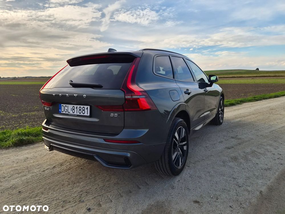 Volvo XC 60 B5 B AWD Plus Dark - 6