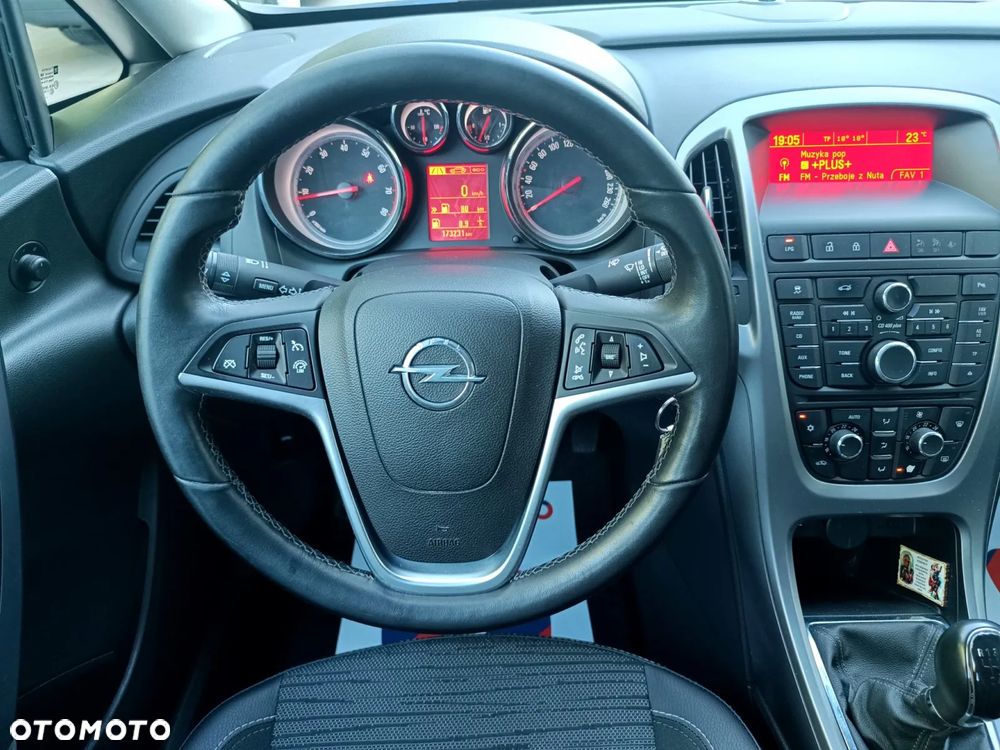 Opel Astra 1.4 T Energy EU6 - 29