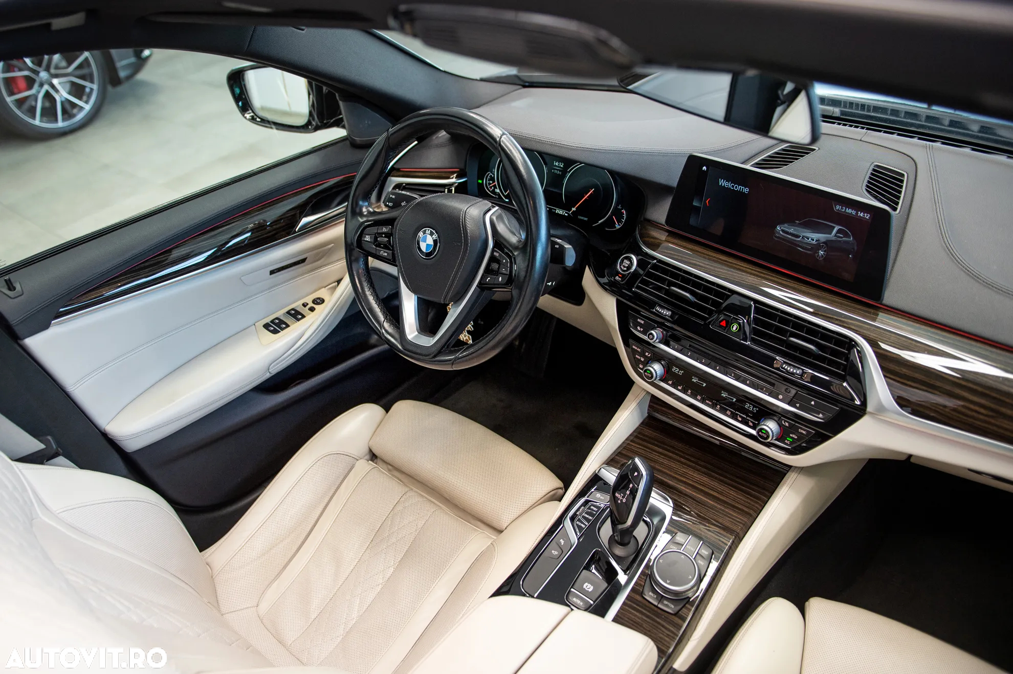 BMW Seria 5 540d xDrive AT - 31
