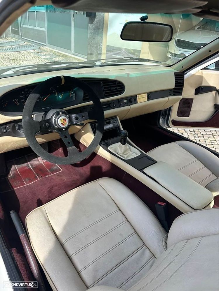 Porsche 944 - 10