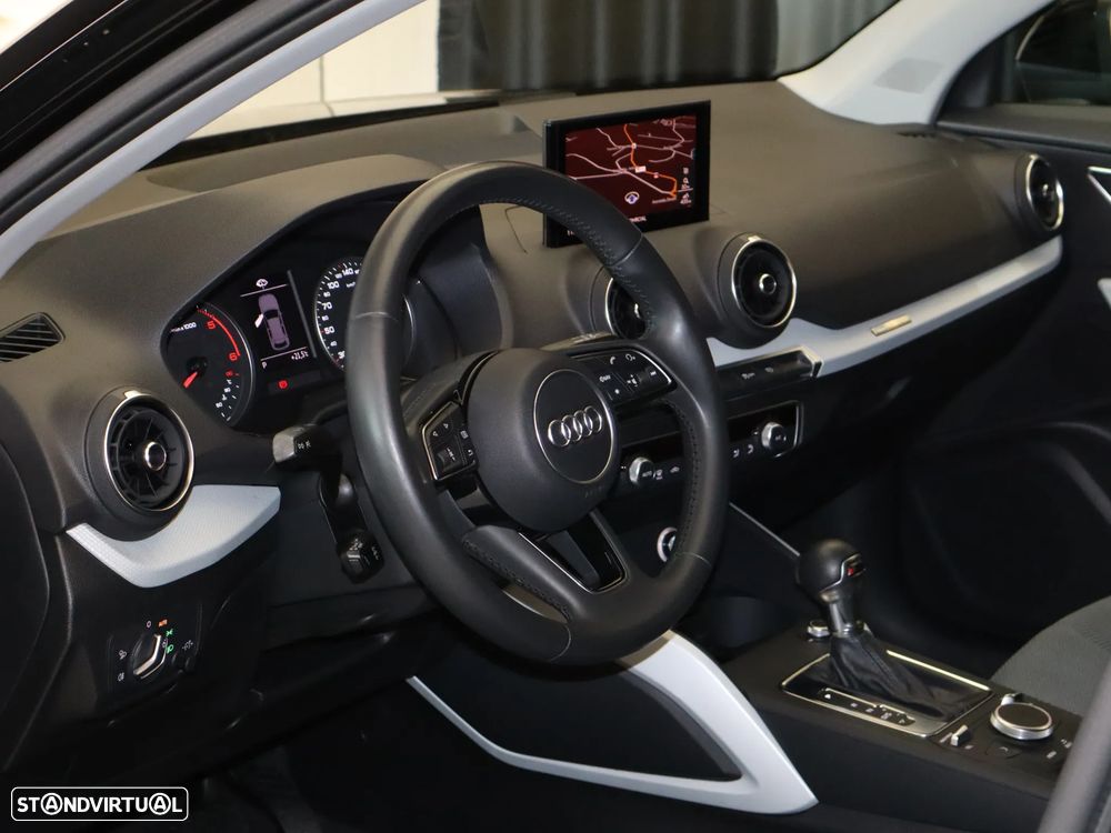 Audi Q2 30 TDI S tronic - 19