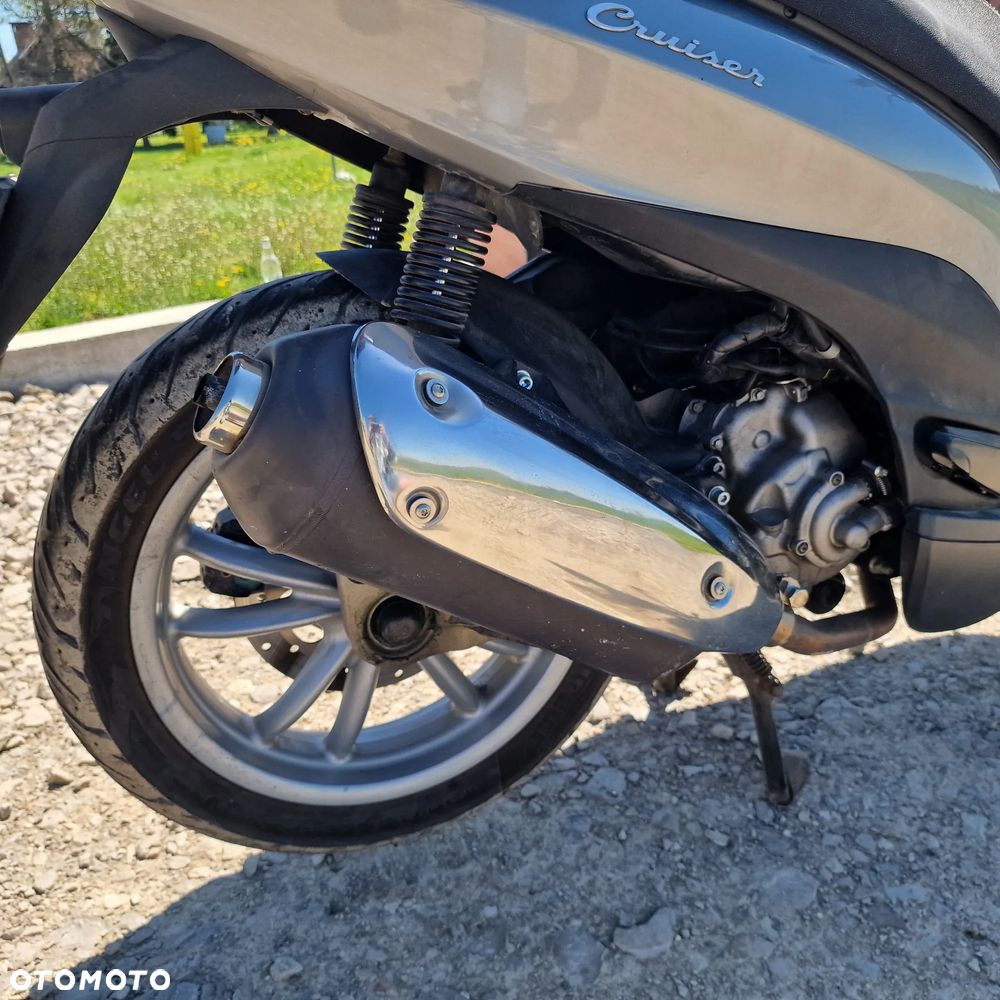 Piaggio Vespa - 1