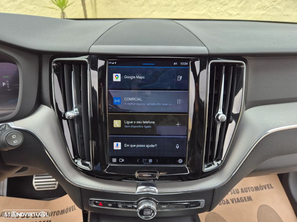 Volvo XC 60 2.0 T6 PHEV R-Design AWD - 21