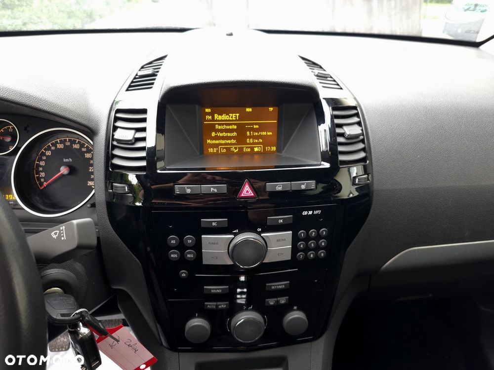 Opel Zafira 1.8 Cosmo - 16