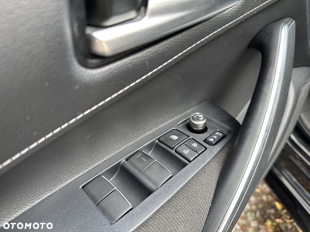 Toyota Corolla 1.8 Hybrid Comfort - 19