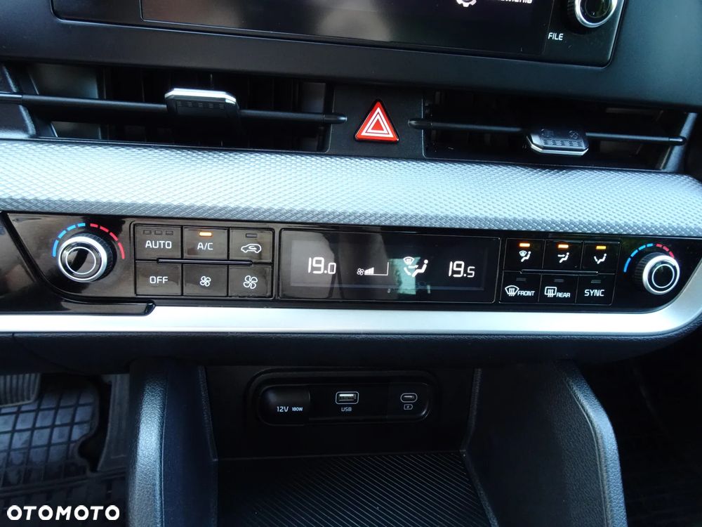 Kia Sportage 1.6 T-GDI MHEV M 2WD DCT - 37