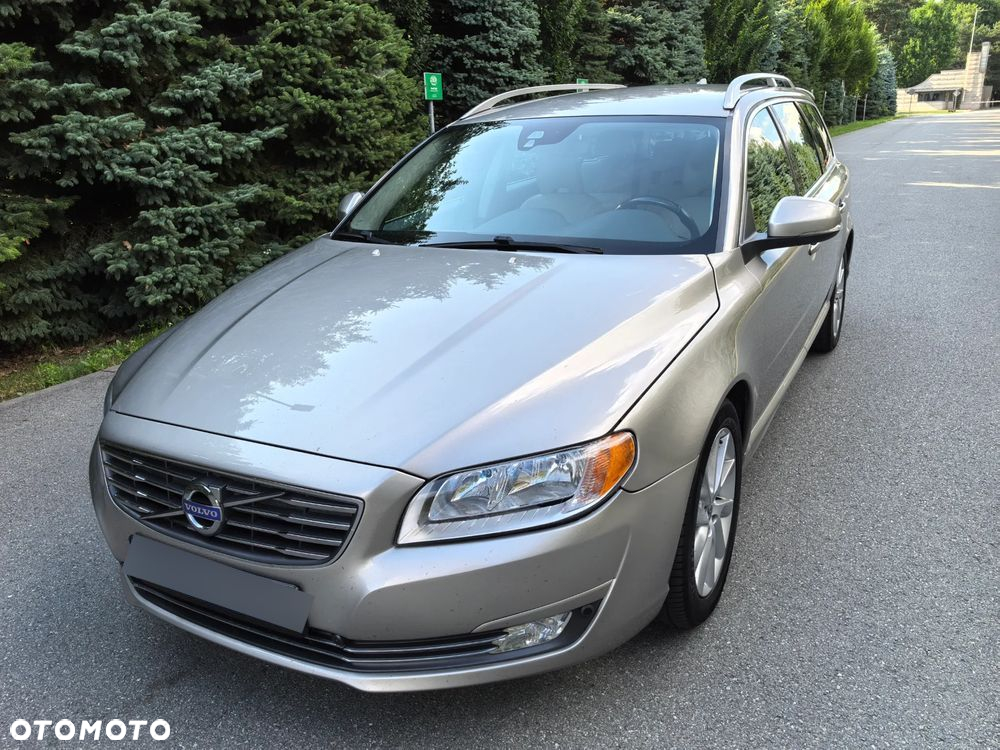 Volvo V70 D2 Dynamic Momentum - 22