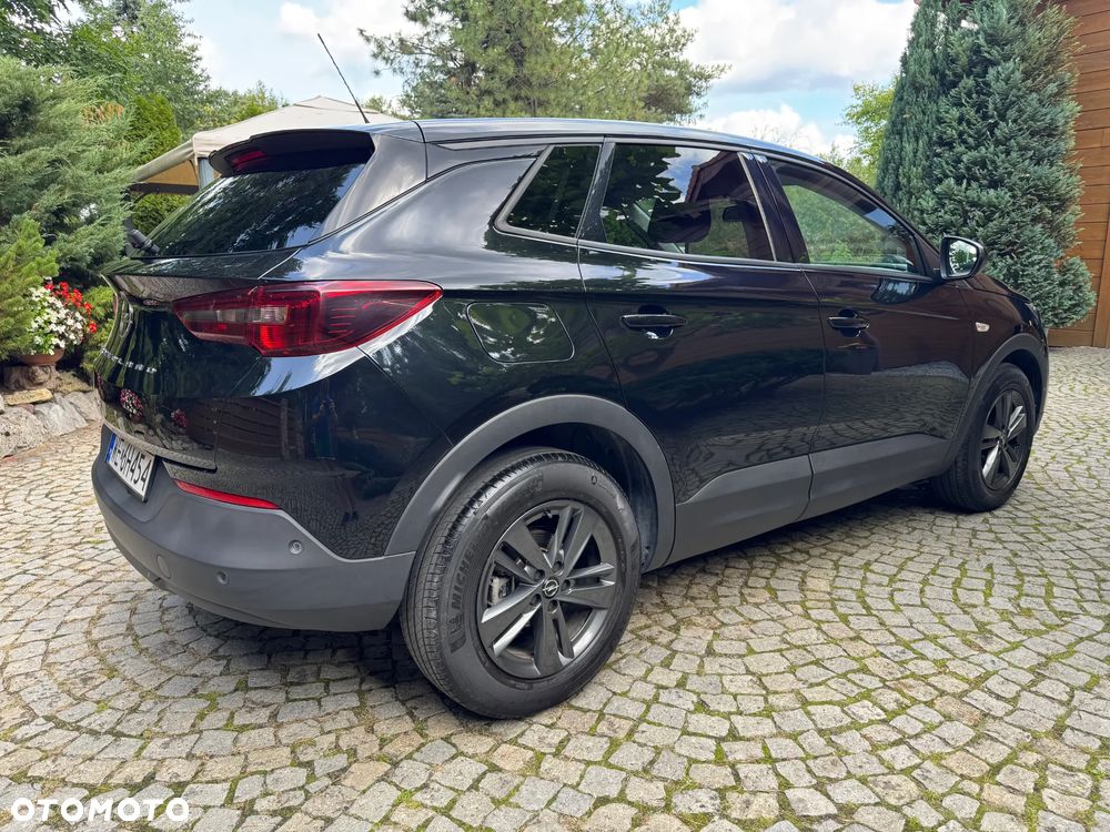Opel Grandland 1.2 T Business Edition S&S - 6