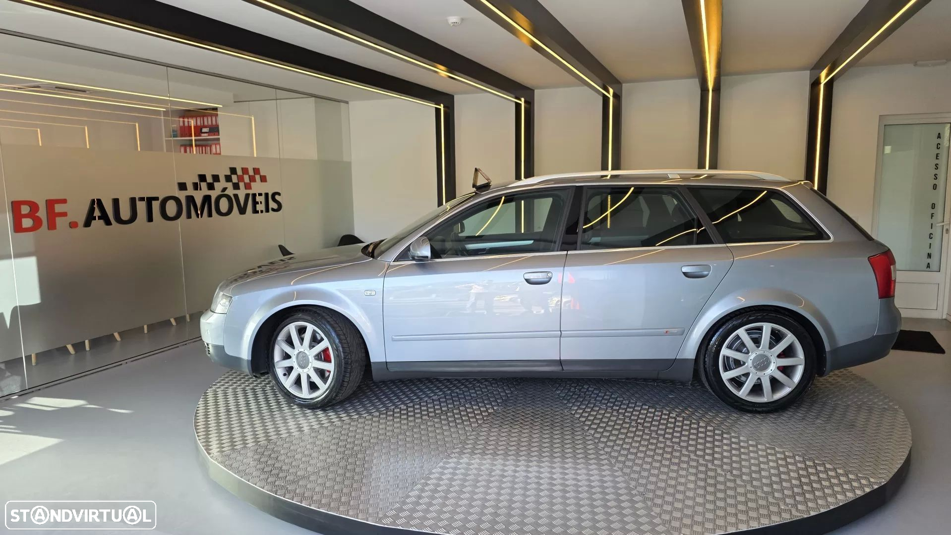 Audi A4 Avant 1.8 T S-line - 14