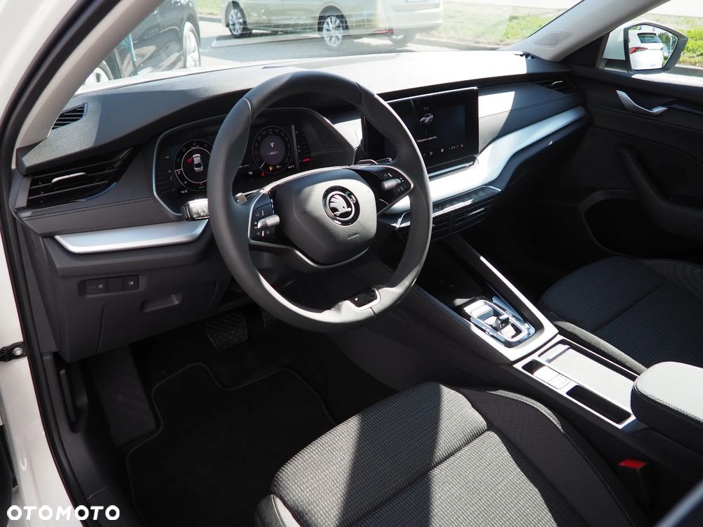 Skoda Octavia 1.5 TSI mHEV Drive Selection DSG - 4