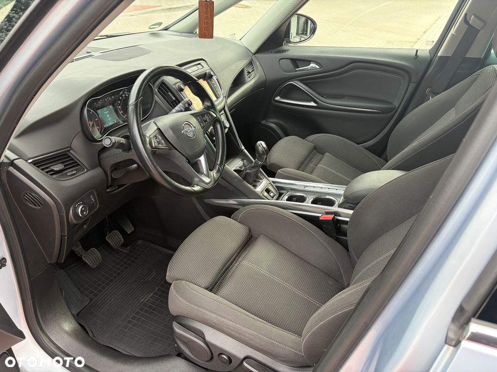 Opel Zafira 2.0 D (CDTI ecoFLEX) Start/Stop Business Innovation - 5