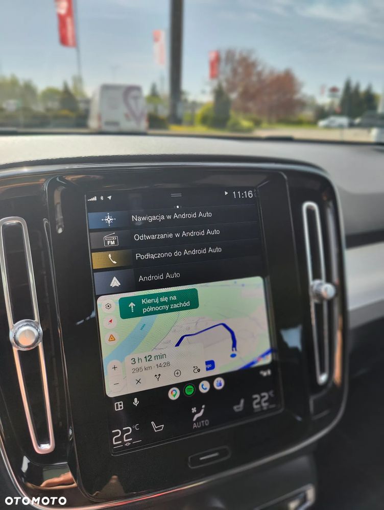 Volvo XC 40 T3 Momentum Pro - 6