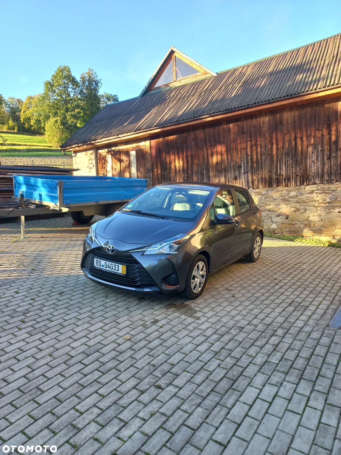 Toyota Yaris 1.0 VVT-i Team Deutschland - 1