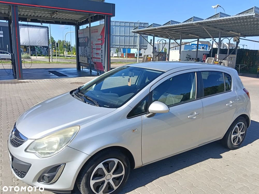 Opel Corsa 1.2 16V (ecoFLEX) Color Edition - 1
