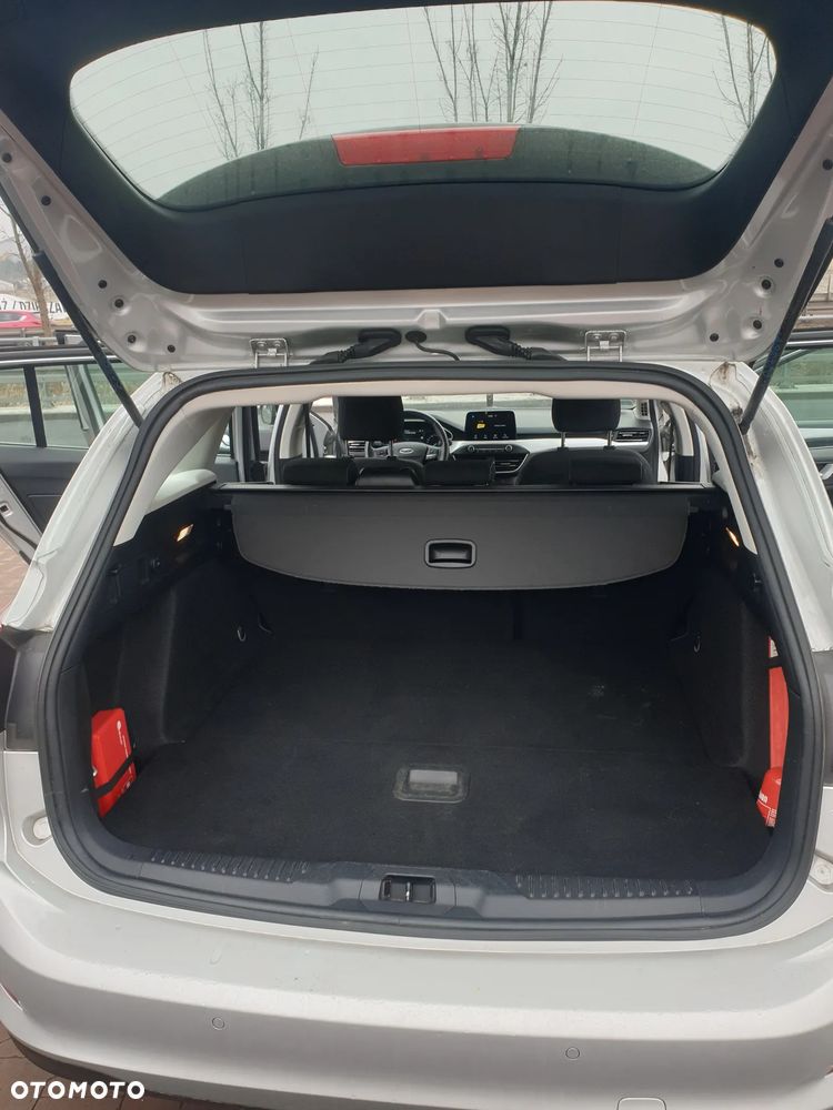 Ford Focus SW 1.5 EcoBlue SCR Titanium - 12