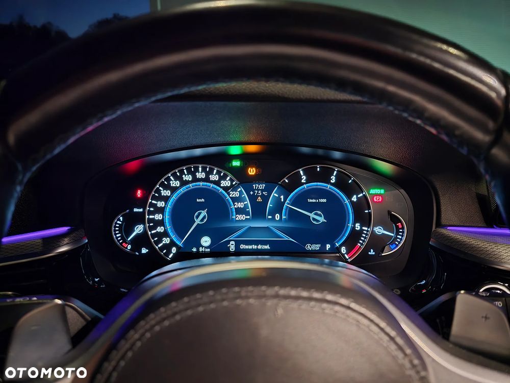 BMW Seria 5 520d - 17