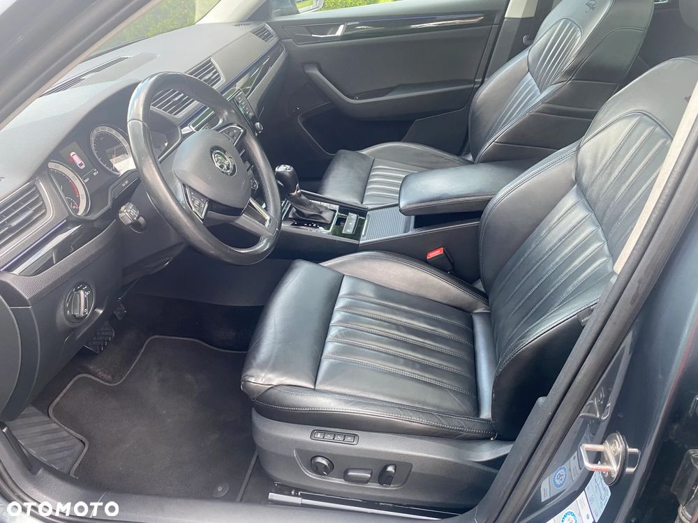 Skoda Superb 2.0 TDI L&K DSG - 20