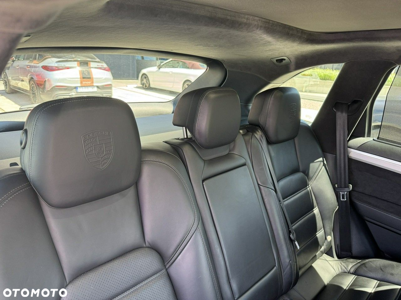 Porsche Cayenne - 21