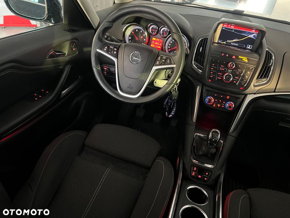 Opel Zafira - 20