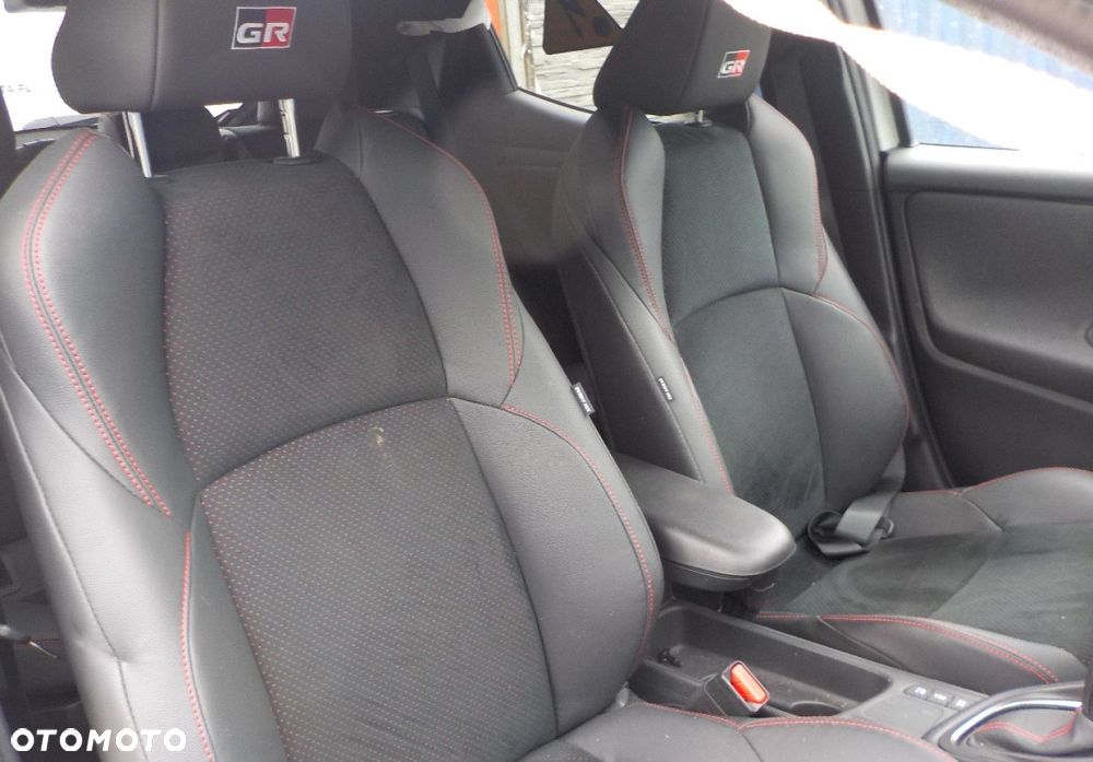 Toyota Yaris - 15