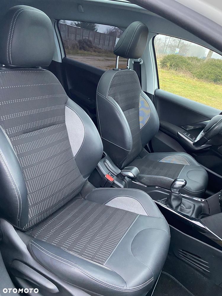 Peugeot 2008 PureTech 110 Stop&Start Crossway - 20