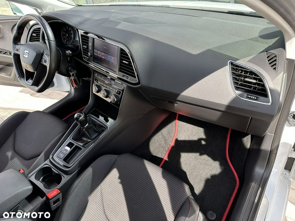Seat Leon Sportstourer 1.5 EcoTSI Evo FR S&S - 15